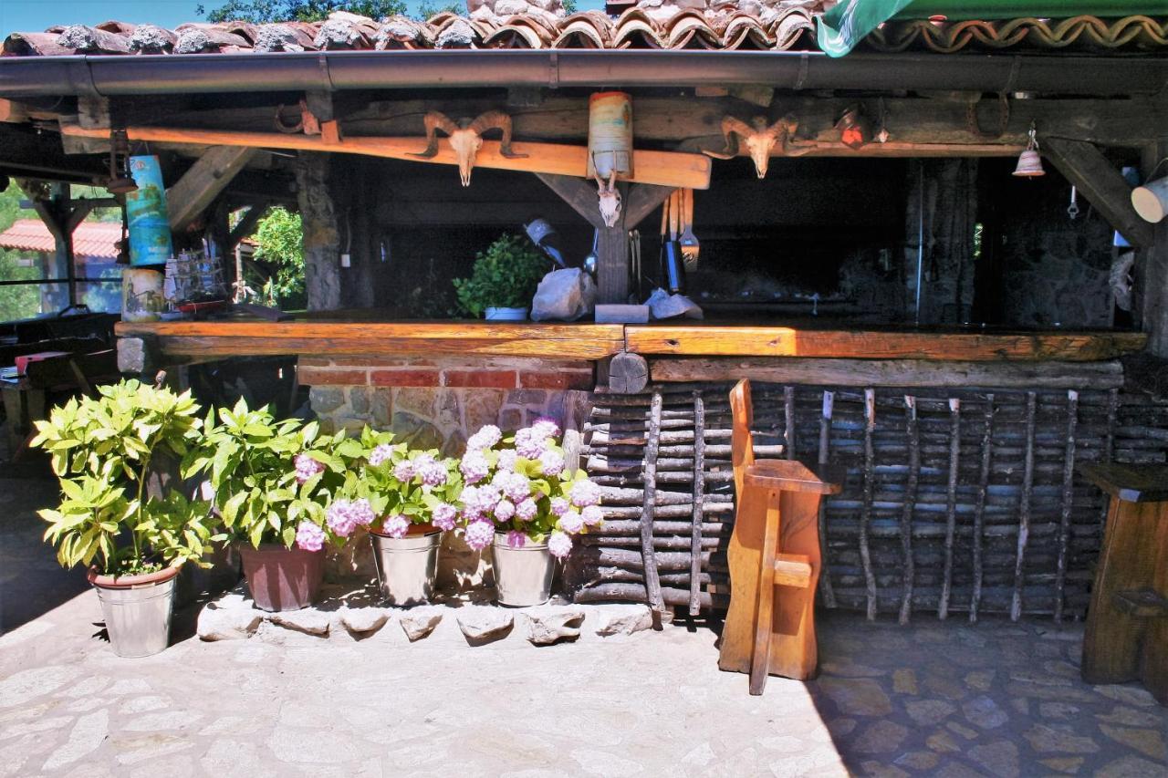 Vrh  Boutique B&B Agroturizam Sv. Juraj מראה חיצוני תמונה