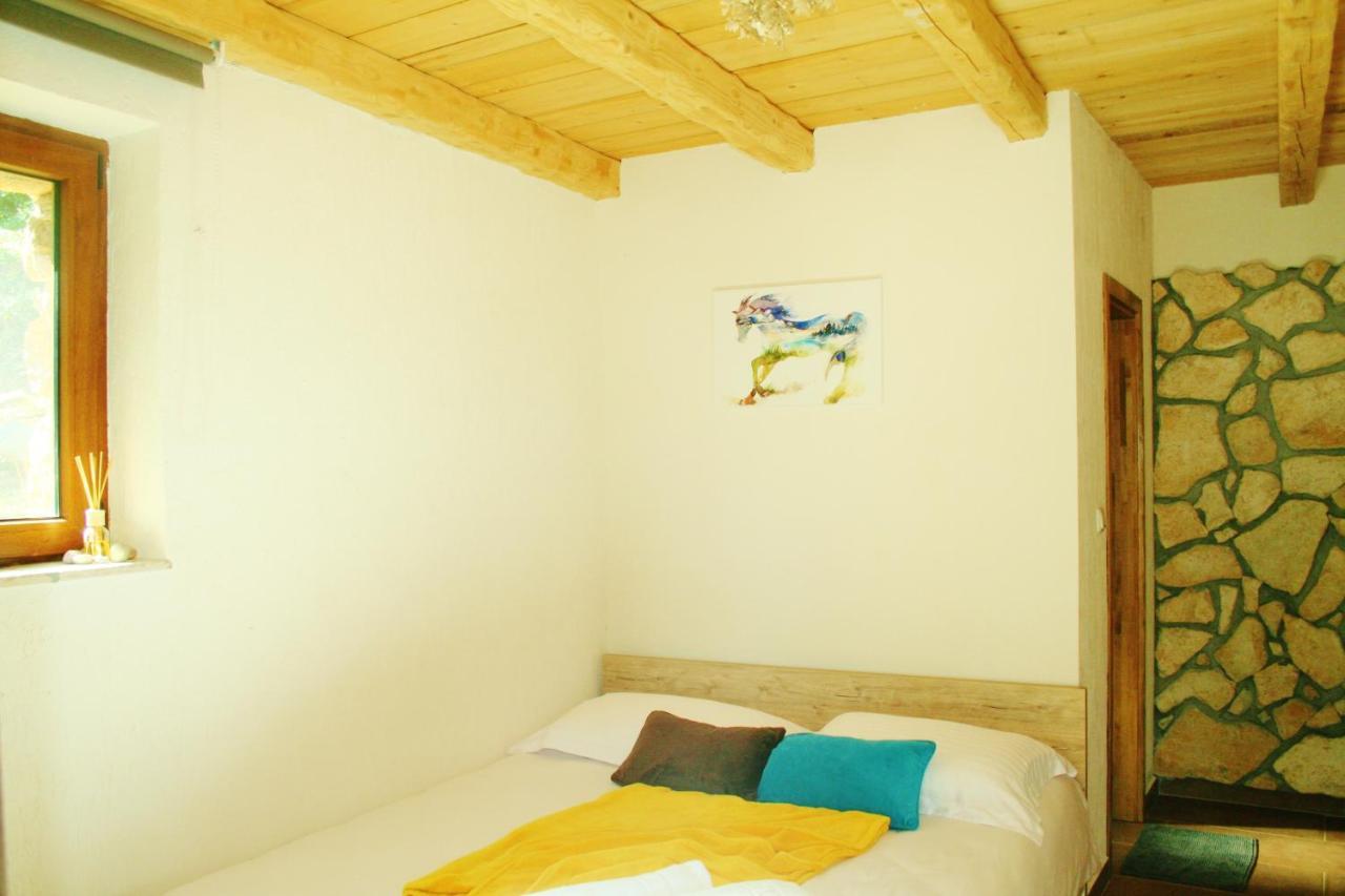 Vrh  Boutique B&B Agroturizam Sv. Juraj מראה חיצוני תמונה